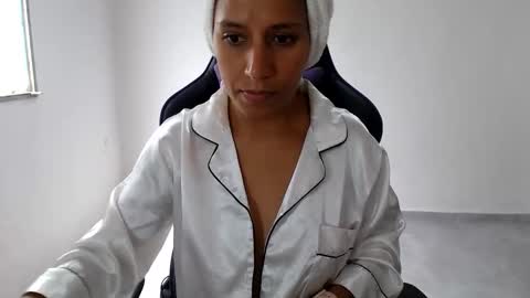 angela online show from 05/24/26, 02:22