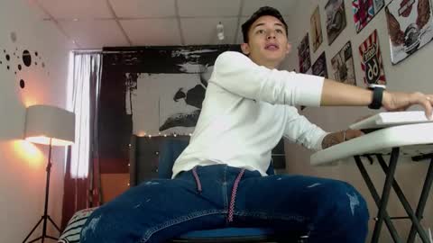 Snapshot of angell01_ chatting on 11/22/25, 07:46 Angel online show from 11/22/25, 07:46