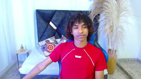 Angel online show from 02/16/26, 09:22