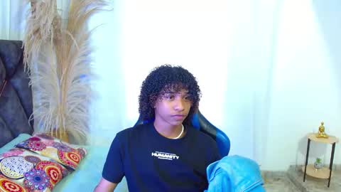 Snapshot of angell18_ chatting on 05/22/26, 09:09 Angel online show from 05/22/26, 09:09