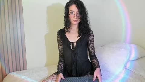 Angellike online show from 05/28/26, 12:02