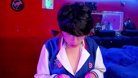 Snapshot of angellonfire chatting on 12/16/24, 08:09 Angel  online show from 12/16/24, 08:09