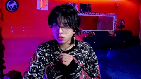 Snapshot of angellonfire chatting on 01/14/25, 04:04 Angel  online show from 01/14/25, 04:04