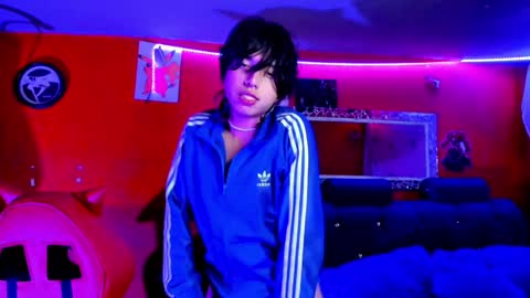 Snapshot of angellonfire chatting on 01/27/25, 08:18 Angel  online show from 01/27/25, 08:18