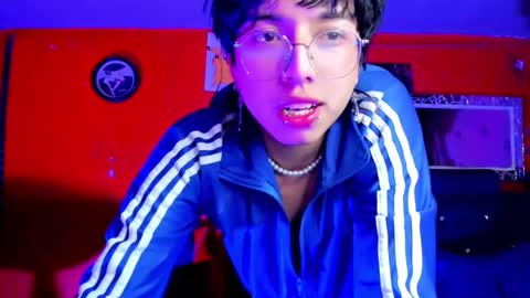 Snapshot of angellonfire chatting on 02/12/25, 05:15 Angel  online show from 02/12/25, 05:15