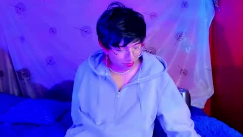 Snapshot of angellonfire chatting on 02/16/25, 09:15 Angel  online show from 02/16/25, 09:15