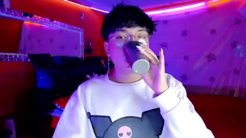 Snapshot of angellonfire chatting on 09/16/25, 01:50 Angel  online show from 09/16/25, 01:50