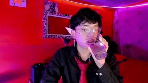 Snapshot of angellonfire chatting on 10/05/25, 04:00 Angel  online show from 10/05/25, 04:00