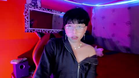 Snapshot of angellonfire chatting on 10/09/25, 05:27 Angel  online show from 10/09/25, 05:27