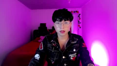 Snapshot of angellonfire chatting on 11/28/25, 07:55 Angel online show from 11/28/25, 07:55