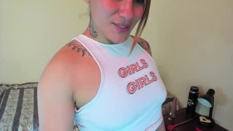 Angel online show from 10/18/25, 09:37