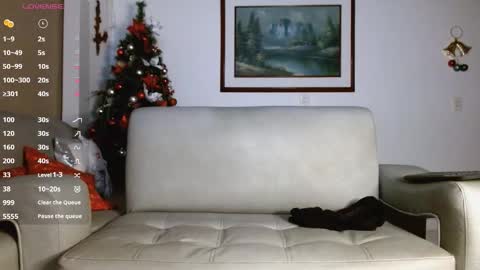 Snapshot of angelm888 chatting on 12/04/25, 04:55 Angelm888- online show from 12/04/25, 04:55