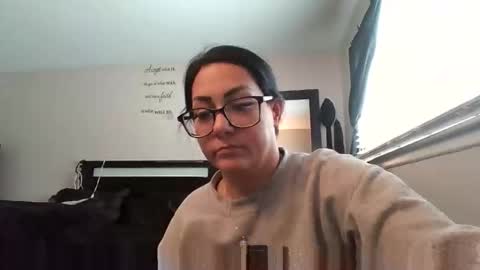 Snapshot of angelmarie7 chatting on 12/01/25, 05:51 Angel Marie online show from 12/01/25, 05:51