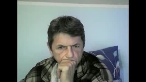 Snapshot of angelo888888 chatting on 10/16/25, 06:53 angelo888888 online show from 10/16/25, 06:53