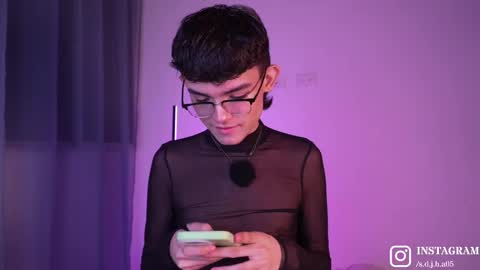 Angelo I work from home this is my room  online show from 02/20/26, 02:30