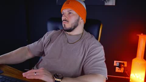 BlackWolf online show from 02/02/25, 06:48