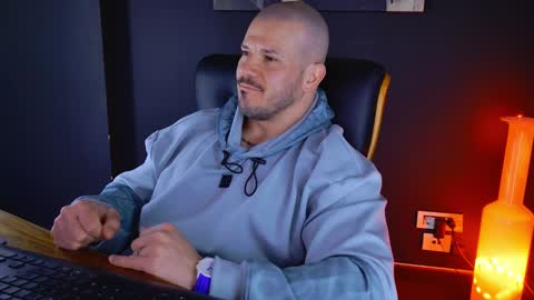 BlackWolf online show from 02/12/25, 09:31