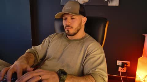 Snapshot of angeloeric chatting on 02/27/26, 12:38 BlackWolf online show from 02/27/26, 12:38