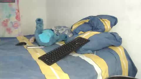 Angel online show from 02/18/25, 11:19