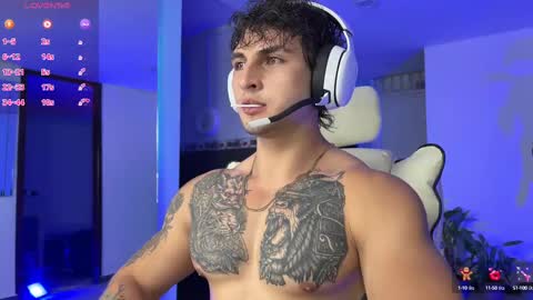 Snapshot of angeloferro1 chatting on 02/23/25, 07:33 Angelo Ferro online show from 02/23/25, 07:33