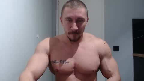 Snapshot of angelofit chatting on 12/10/24, 11:43 ------- SEX SHOW WITH GUYS AND GIRLS MUSCLE SHOW online show from 12/10/24, 11:43