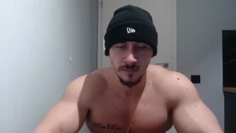 Snapshot of angelofit chatting on 01/16/25, 07:10 ------- SEX SHOW WITH GUYS AND GIRLS MUSCLE SHOW online show from 01/16/25, 07:10