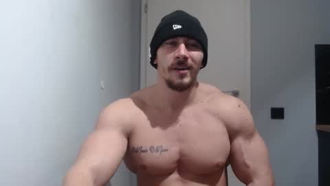 Snapshot of angelofit chatting on 01/22/25, 10:26 ------- SEX SHOW WITH GUYS AND GIRLS MUSCLE SHOW online show from 01/22/25, 10:26