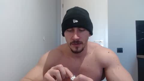 Snapshot of angelofit chatting on 02/13/25, 01:15 ------- SEX SHOW WITH GUYS AND GIRLS MUSCLE SHOW online show from 02/13/25, 01:15