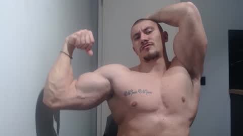 Snapshot of angelofit chatting on 02/20/25, 07:41 ------- SEX SHOW WITH GUYS AND GIRLS MUSCLE SHOW online show from 02/20/25, 07:41