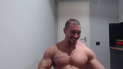 Snapshot of angelofit chatting on 12/05/25, 04:25 ------- SEX SHOW WITH GUYS AND GIRLS MUSCLE SHOW online show from 12/05/25, 04:25