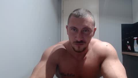 Snapshot of angelofit chatting on 12/18/25, 02:45 ------- SEX SHOW WITH GUYS AND GIRLS MUSCLE SHOW online show from 12/18/25, 02:45