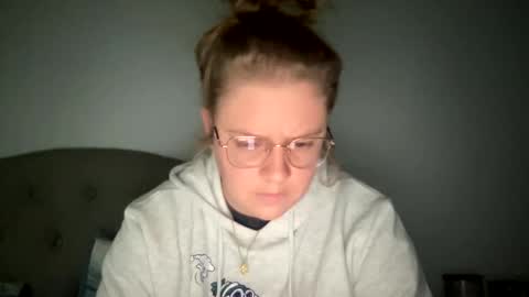 Snapshot of angeloflight273360 chatting on 01/27/25, 02:13 Angel of Light online show from 01/27/25, 02:13