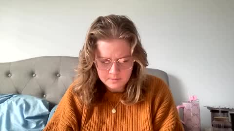 Snapshot of angeloflight273360 chatting on 01/30/25, 05:28 Angel of Light online show from 01/30/25, 05:28