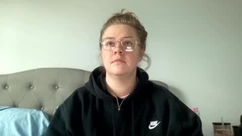 Snapshot of angeloflight273360 chatting on 01/31/25, 03:11 Angel of Light online show from 01/31/25, 03:11