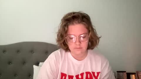 Snapshot of angeloflight273360 chatting on 02/12/25, 03:05 Angel of Light online show from 02/12/25, 03:05