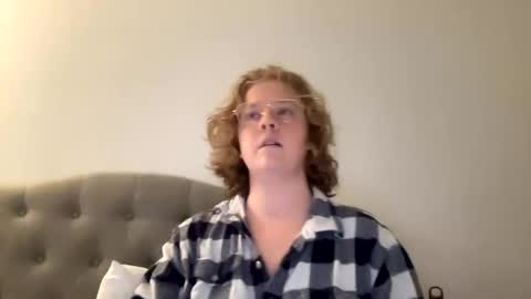 Snapshot of angeloflight273360 chatting on 02/13/25, 08:03 Angel of Light online show from 02/13/25, 08:03