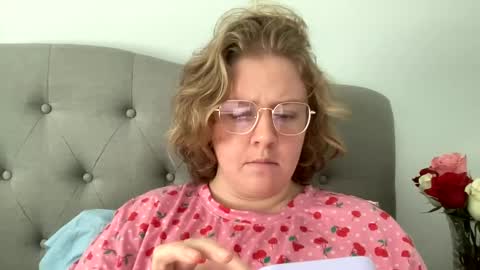 Snapshot of angeloflight273360 chatting on 02/16/25, 08:00 Angel of Light online show from 02/16/25, 08:00