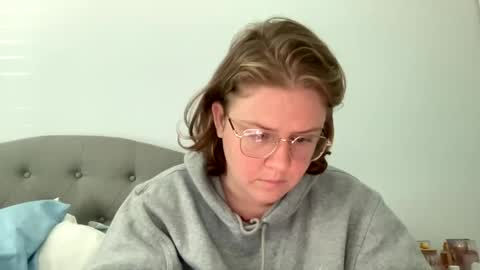 Snapshot of angeloflight273360 chatting on 02/18/25, 05:31 Angel of Light online show from 02/18/25, 05:31