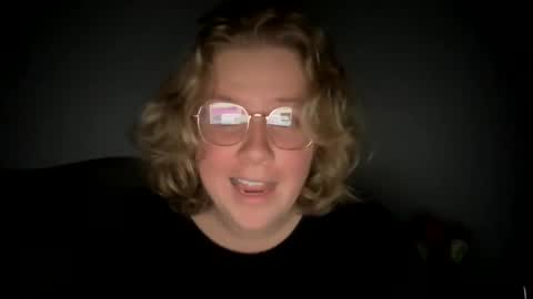 Snapshot of angeloflight273360 chatting on 02/20/25, 12:08 Angel of Light online show from 02/20/25, 12:08