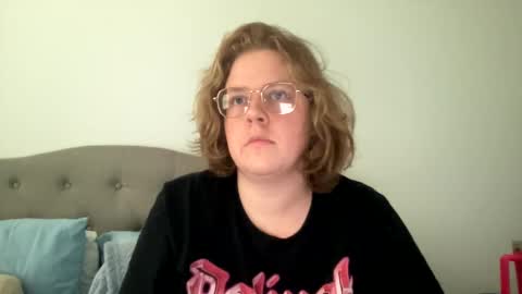 Snapshot of angeloflight273360 chatting on 02/26/25, 10:53 Angel of Light online show from 02/26/25, 10:53