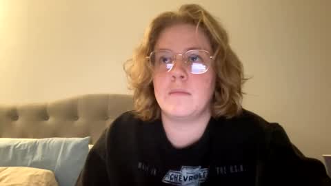 Snapshot of angeloflight273360 chatting on 02/27/25, 01:59 Angel of Light online show from 02/27/25, 01:59