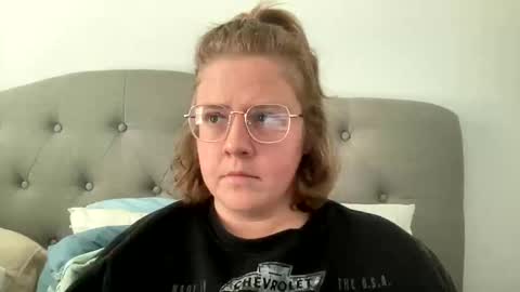 Snapshot of angeloflight273360 chatting on 02/27/25, 10:20 Angel of Light online show from 02/27/25, 10:20