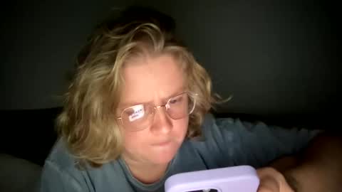 Snapshot of angeloflight273360 chatting on 02/28/25, 11:34 Angel of Light online show from 02/28/25, 11:34