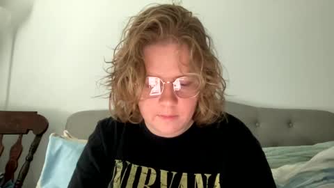 Snapshot of angeloflight273360 chatting on 03/03/25, 06:33 Angel of Light online show from 03/03/25, 06:33