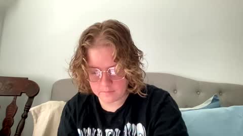 Snapshot of angeloflight273360 chatting on 03/04/25, 06:39 Angel of Light online show from 03/04/25, 06:39