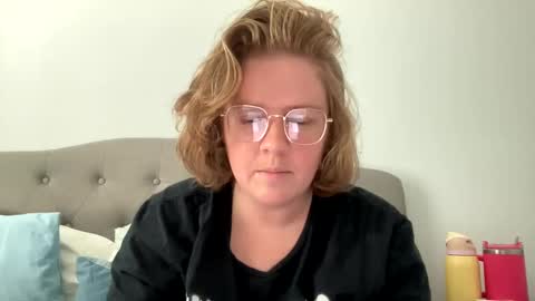 Snapshot of angeloflight273360 chatting on 03/05/25, 10:10 Angel of Light online show from 03/05/25, 10:10