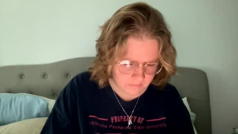 Snapshot of angeloflight273360 chatting on 03/08/25, 07:20 Angel of Light online show from 03/08/25, 07:20