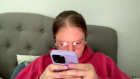 Snapshot of angeloflight273360 chatting on 03/11/25, 06:41 Angel of Light online show from 03/11/25, 06:41