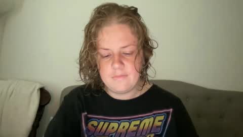 Snapshot of angeloflight273360 chatting on 09/28/25, 12:54 Angel of Light online show from 09/28/25, 12:54