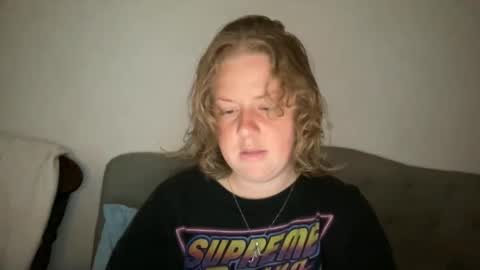 Snapshot of angeloflight273360 chatting on 09/29/25, 12:43 Angel of Light online show from 09/29/25, 12:43